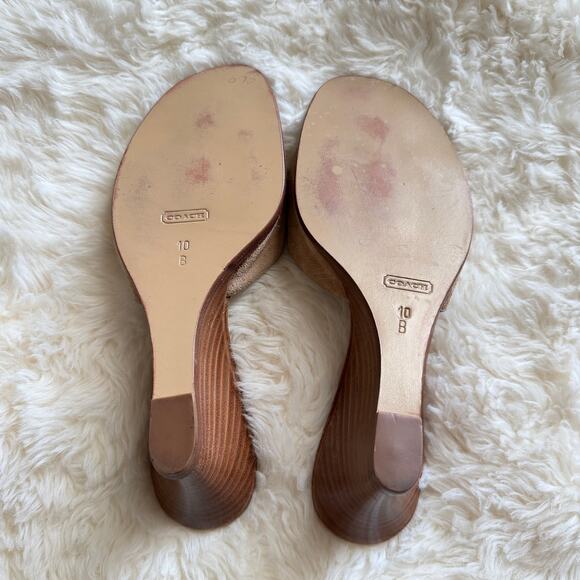 Coach Suede buckle slide sandals with gold tone - Picture 4 of 6